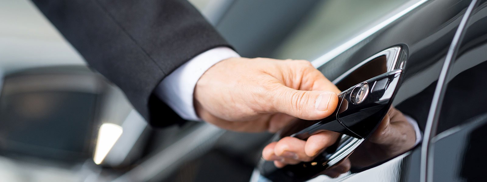 ZENITH LEASING OPERATIONAL - DESPRE NOI ZENITH LEASING OPERATIONAL - DESPRE NOI